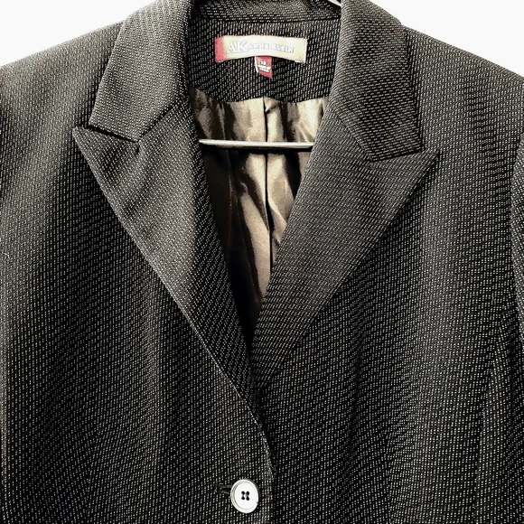 NWT Anne Klein Black Modern Fit Blazer w/ Gold Thread Accent - Picture 2 of 8